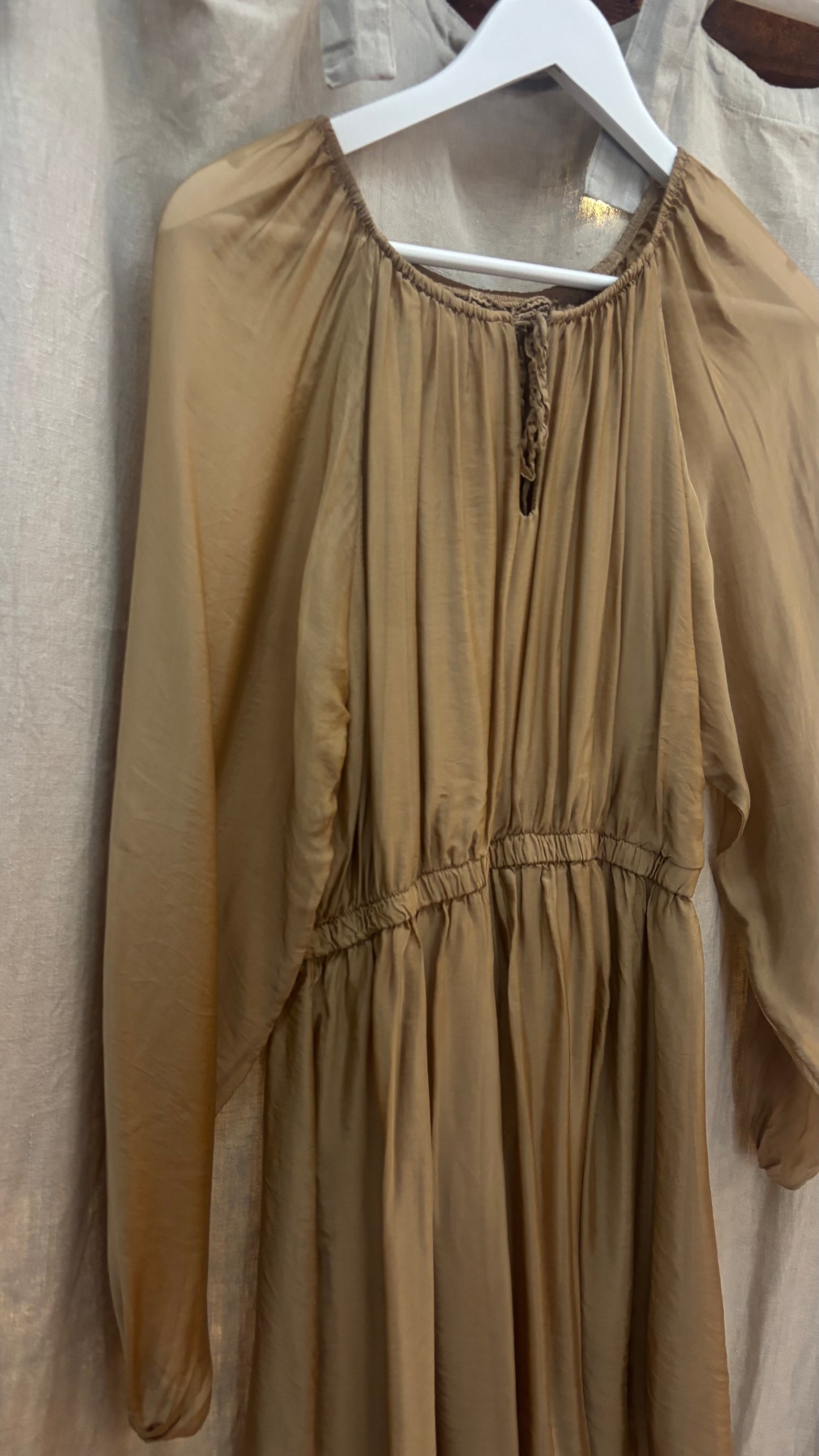 Robe_clem_sina_and_co_camel