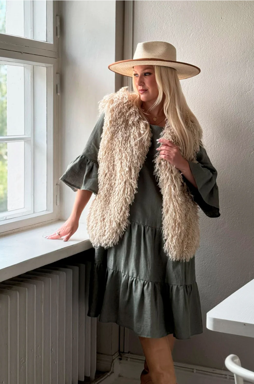 gilet_fourrure_furry_sina_and_co_beige