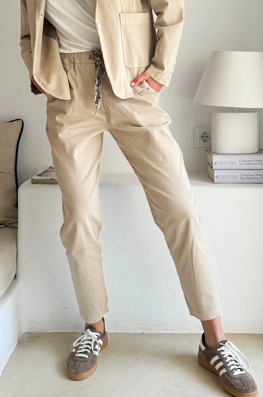 pantalon_city_beige_bypias_sina_and_co