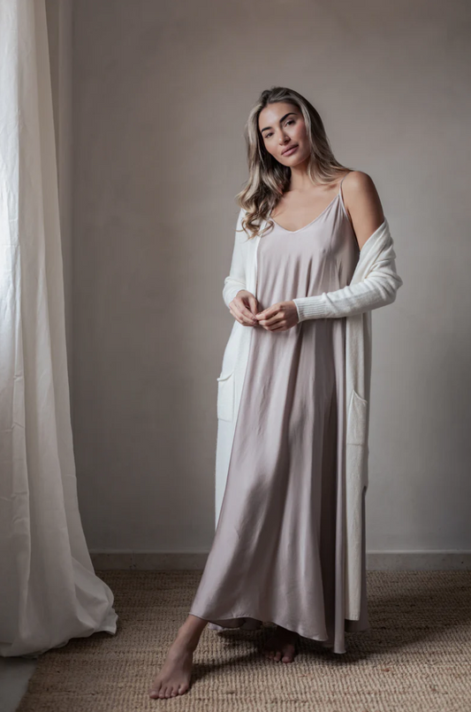 robe_gris_rose_satin_sina_and_co