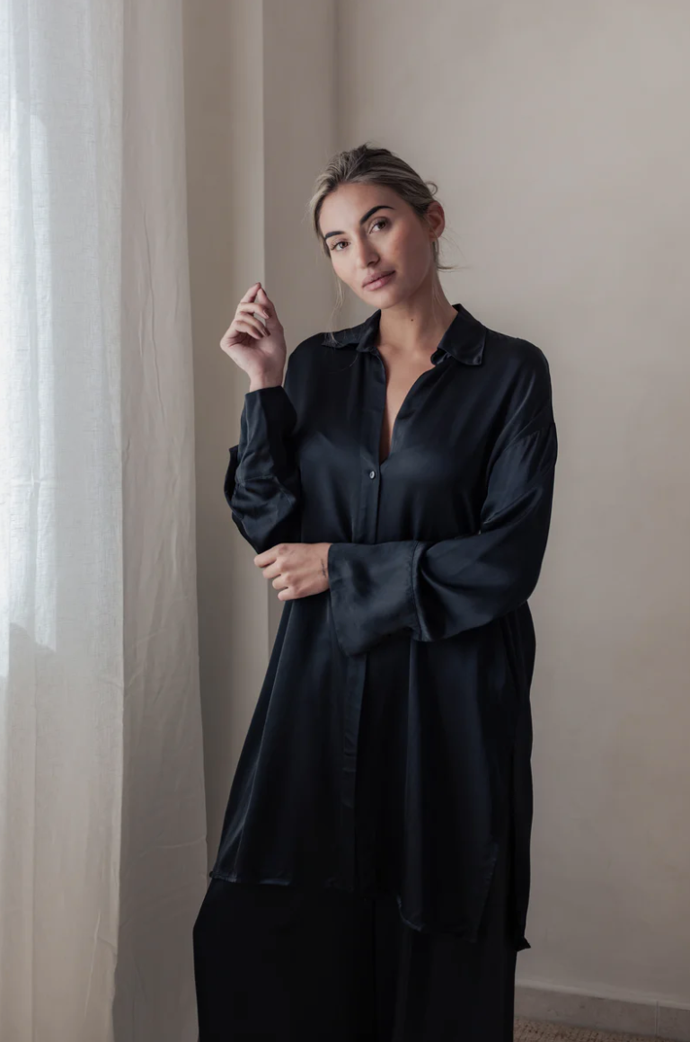chemise_satin_noir_velonna_sina_and_co_bypias