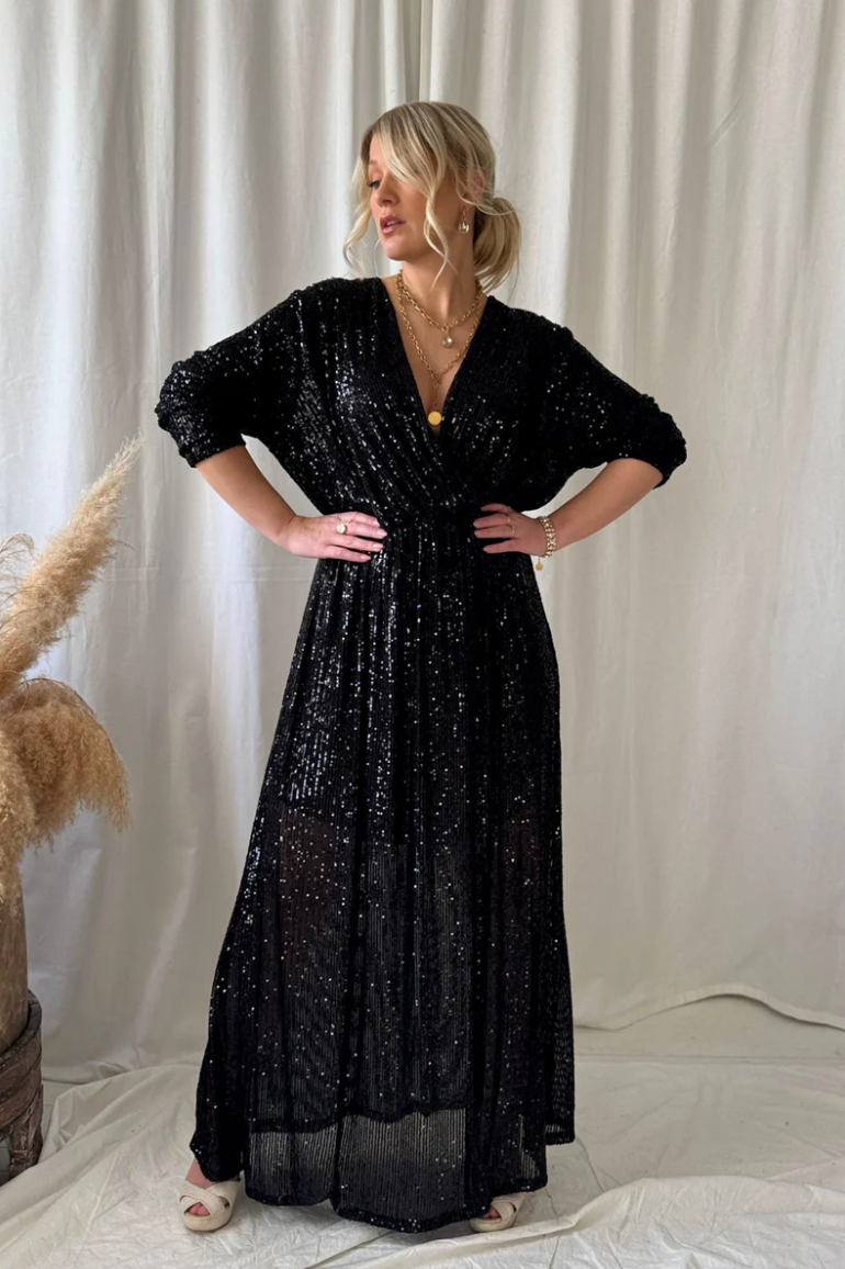 black_dress_sina_and_co