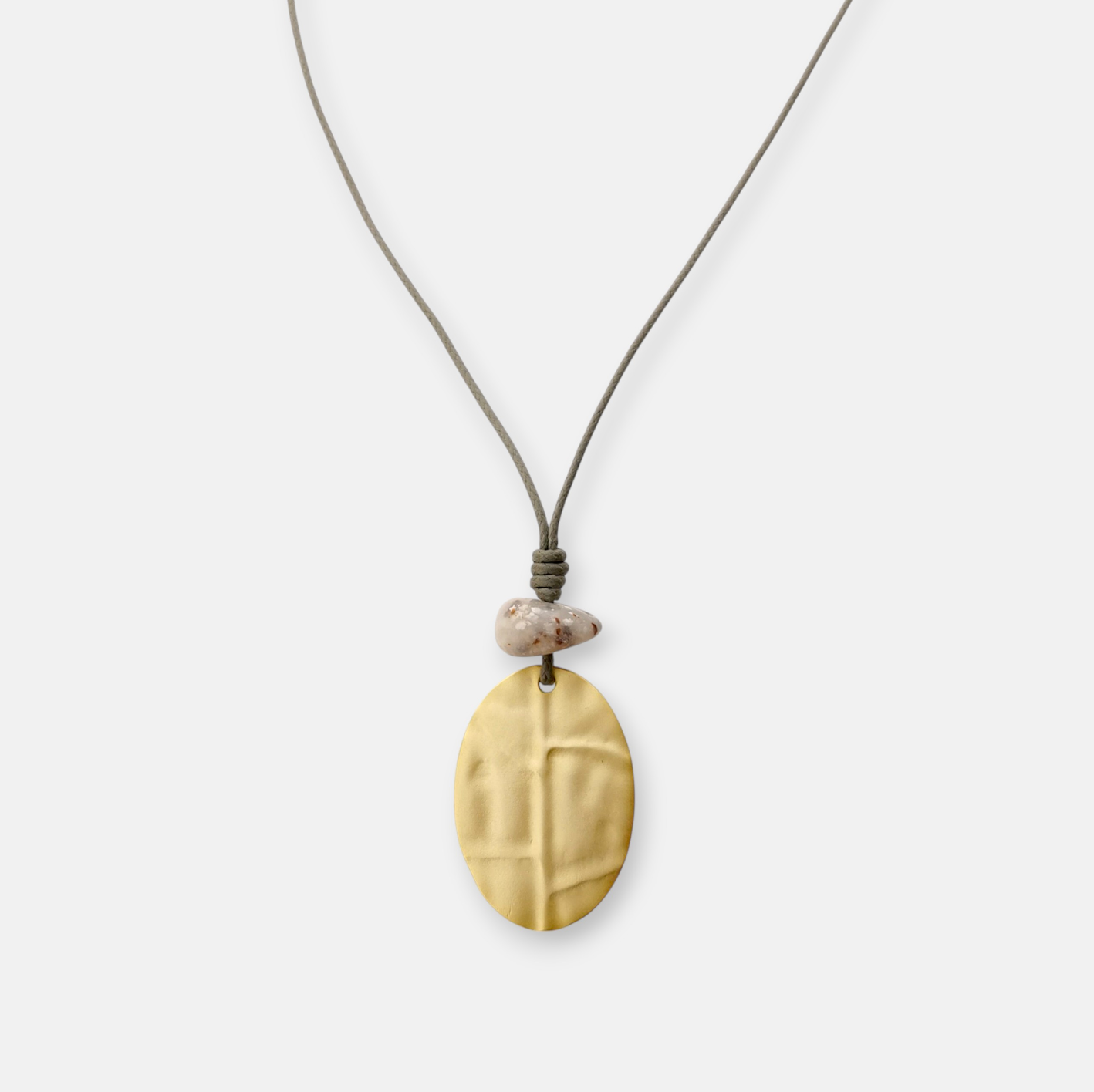 collier_made_in