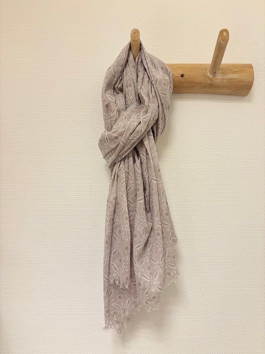 echarpe_isabelle_beige_sina_and_co