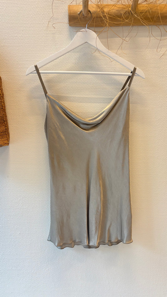 top_jeni_tan_sina_and_co_satin