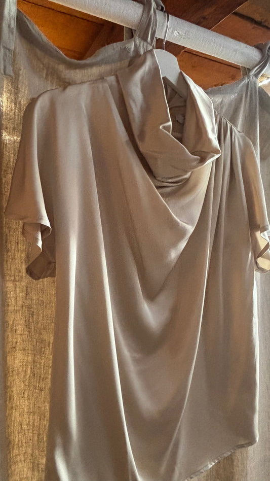 blouse_beige_satini_please