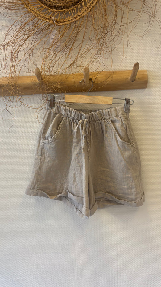 short_beige_sina_and_co