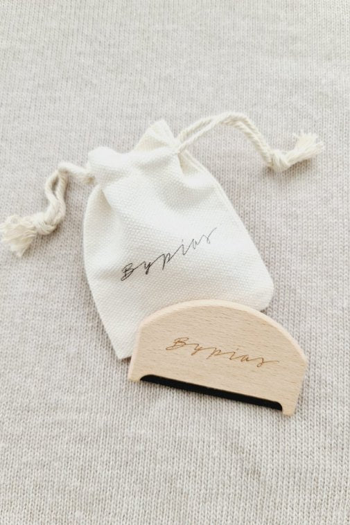 PEIGNE pour la laine