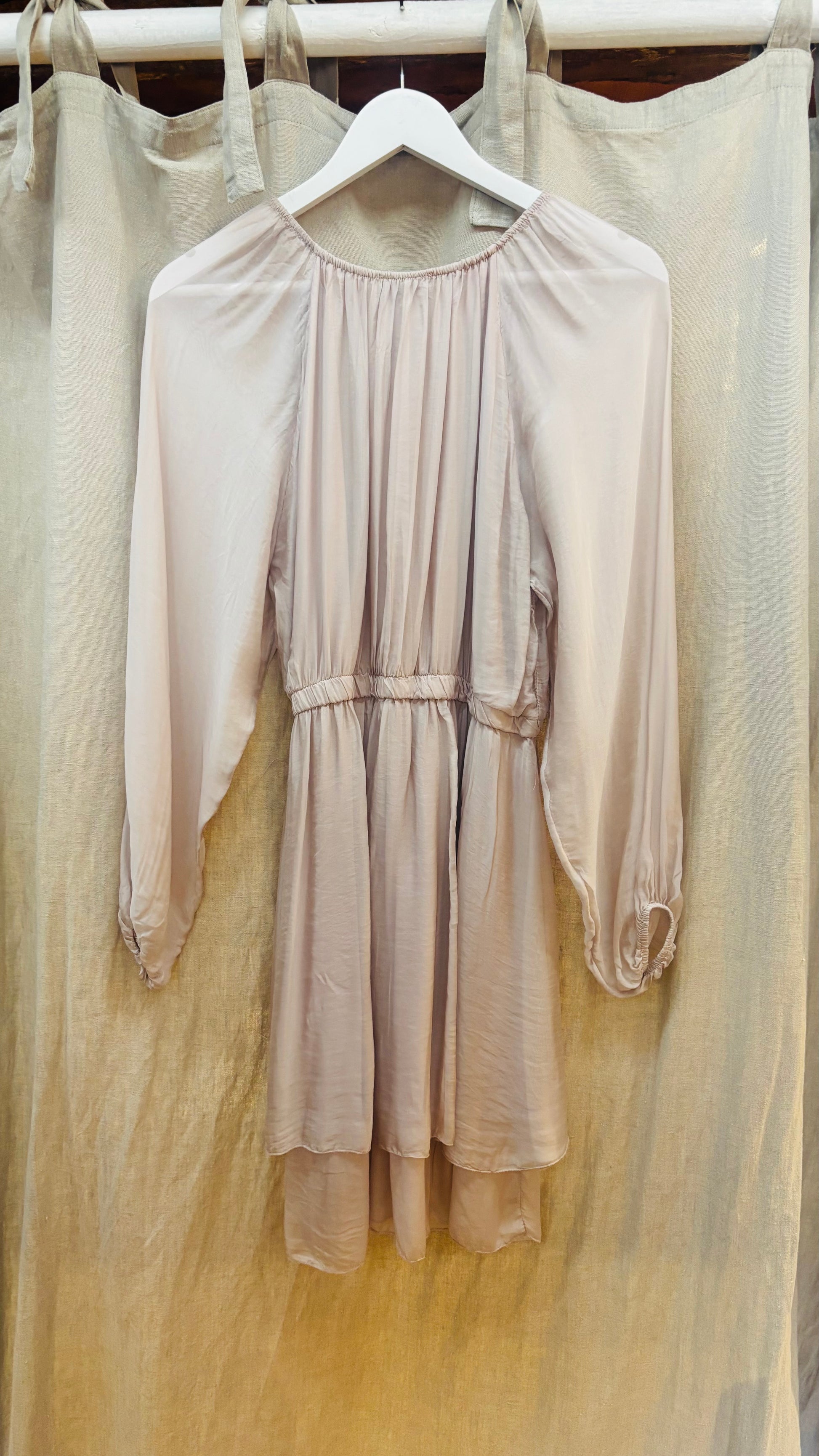 Robe_clem_rose_sina_and_co