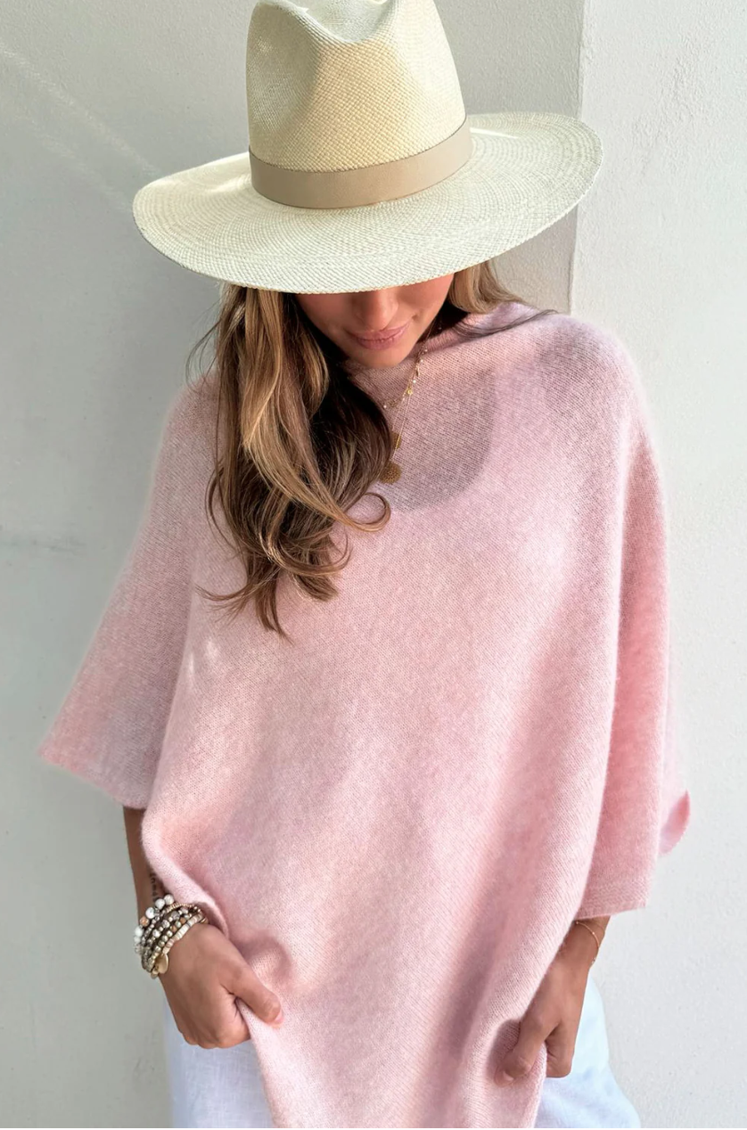 poncho_alpaga_bettany_sina_and_co_rose