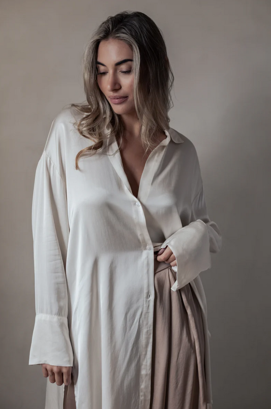 velonna_chemise_ecru_satin_sina_and_co