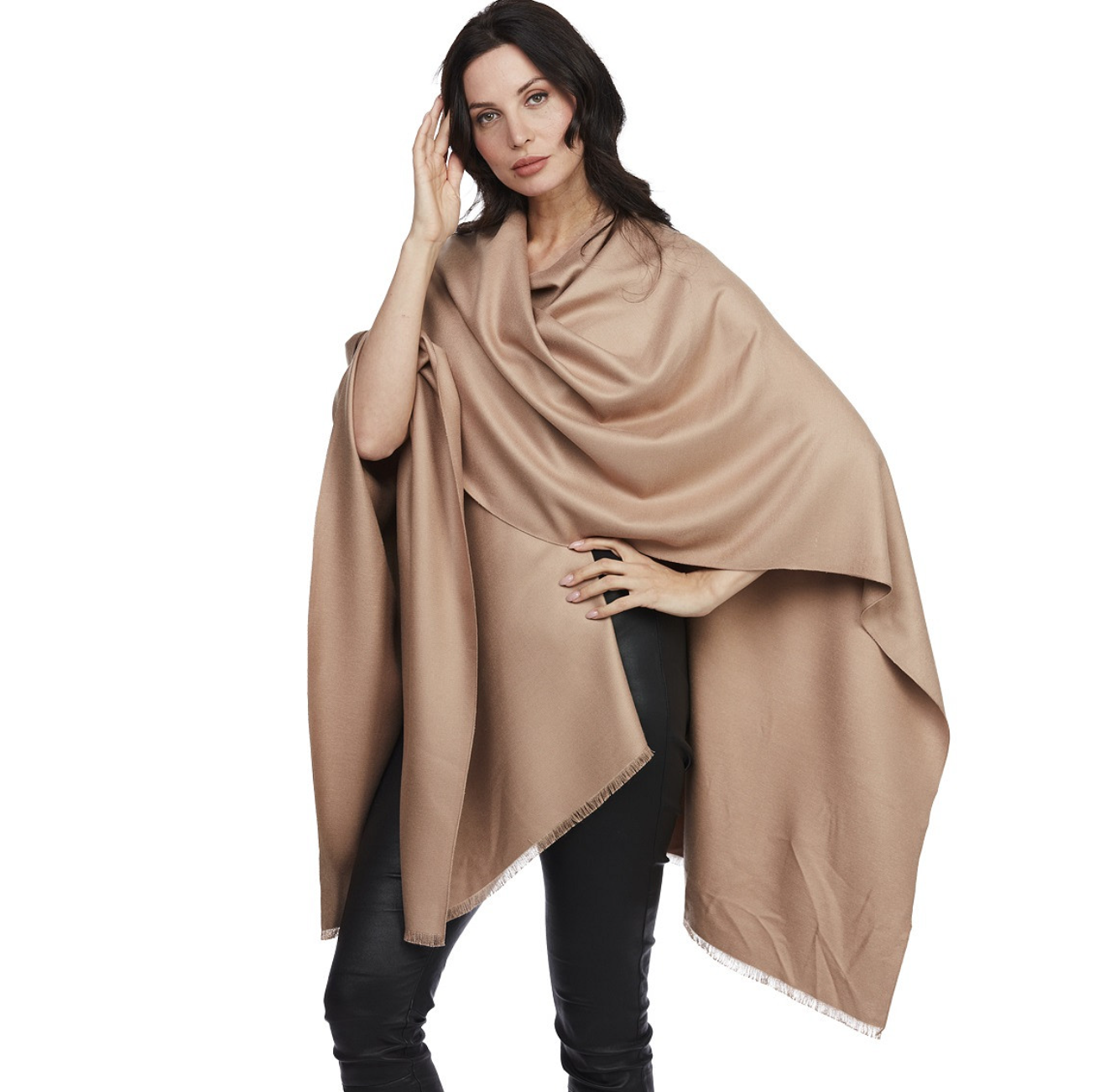 poncho_camel_davos_sina_and_co