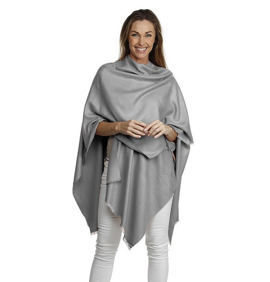 poncho_davos_gris_sina_and_co