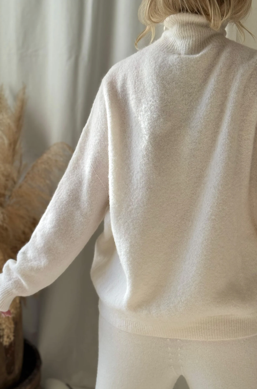 pull_katarine_ivoire_sina_and_co