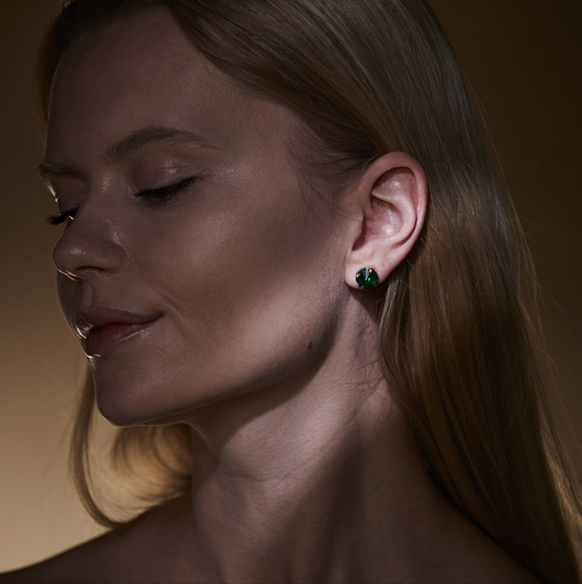 amanda_earing_green_moshi
