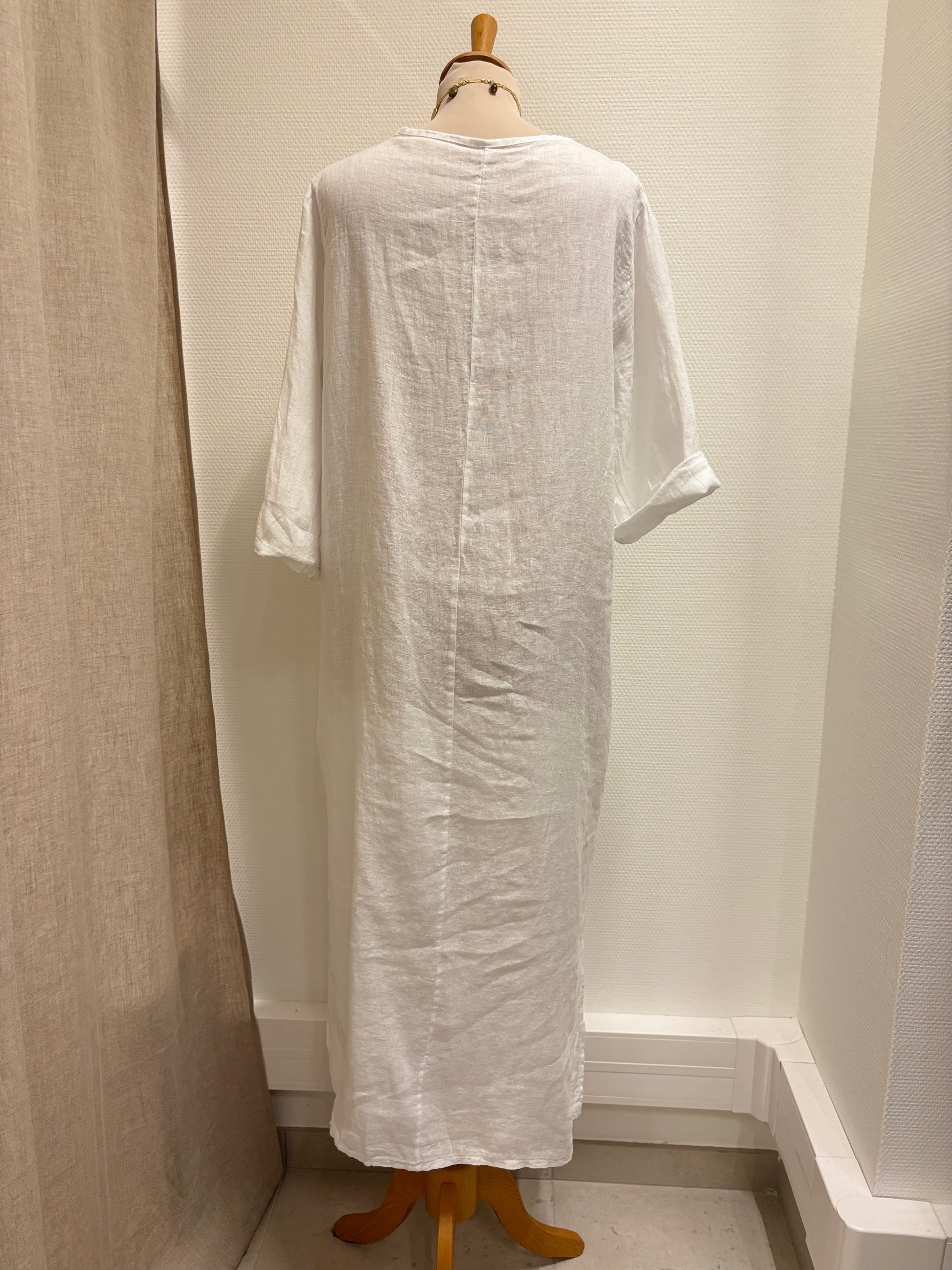 robe_lin_blanc_sandi_sina_and_co