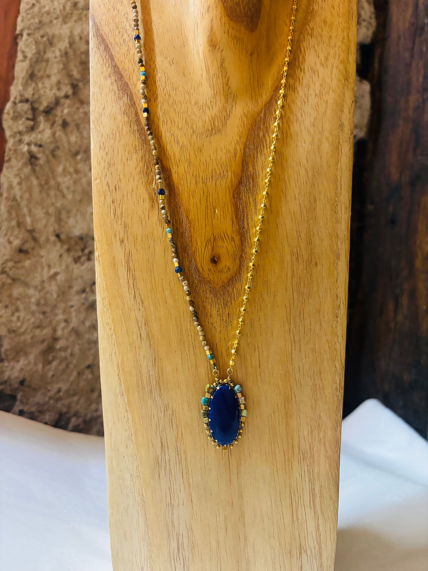 necklace_stone