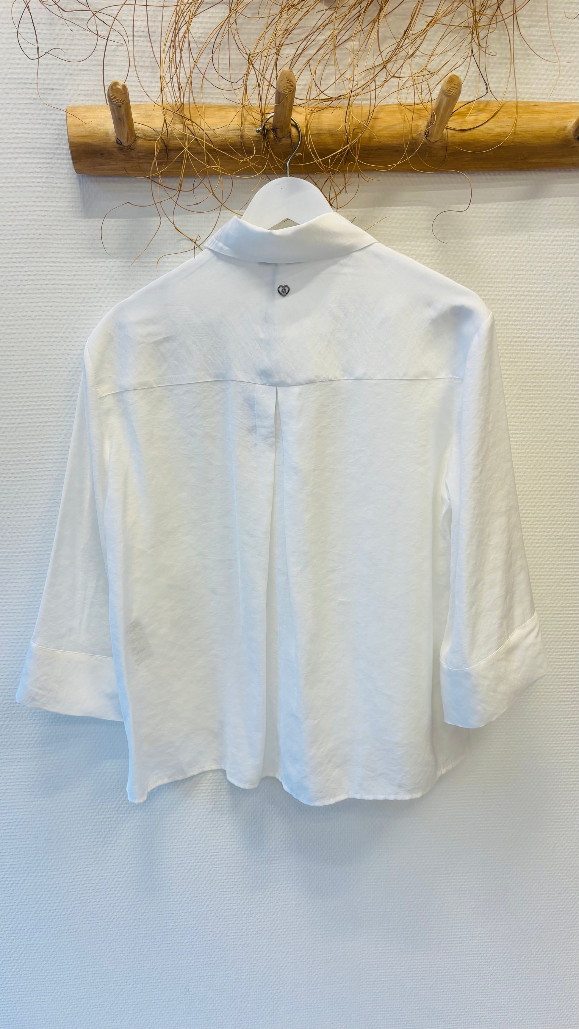 haut_betty_sina_and_co_blanc