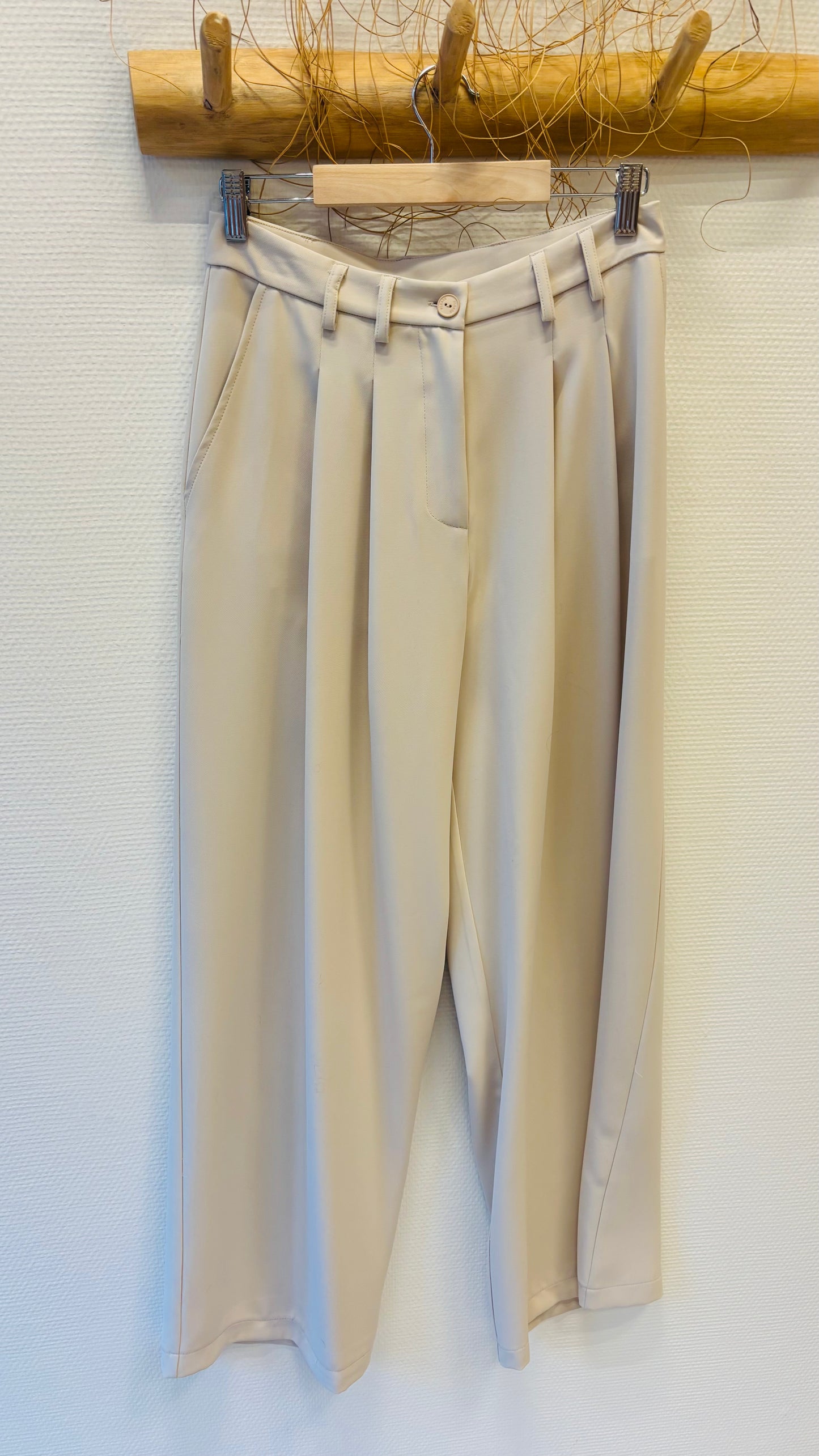 pantalon_chic_beige_mariage