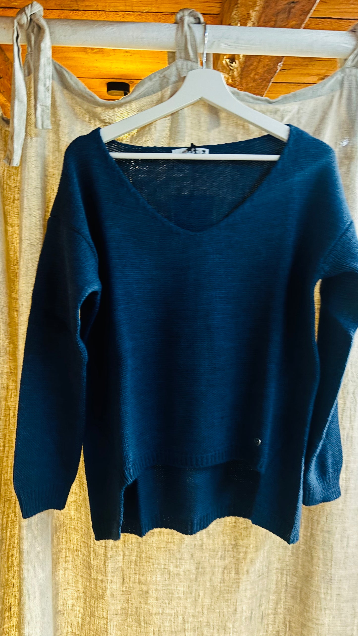 pull_bleu_sina_and_co