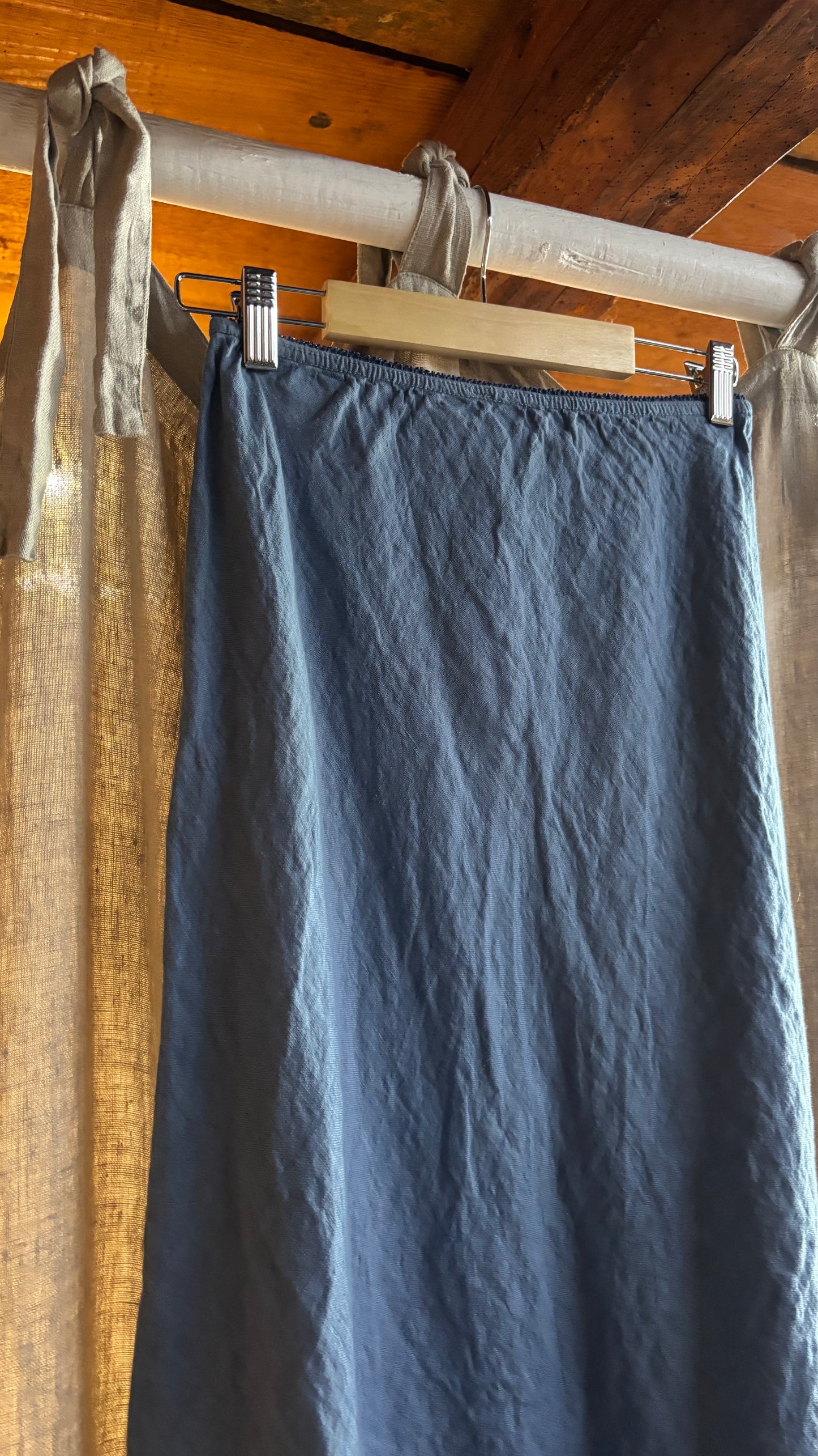 linen_skirt_blue