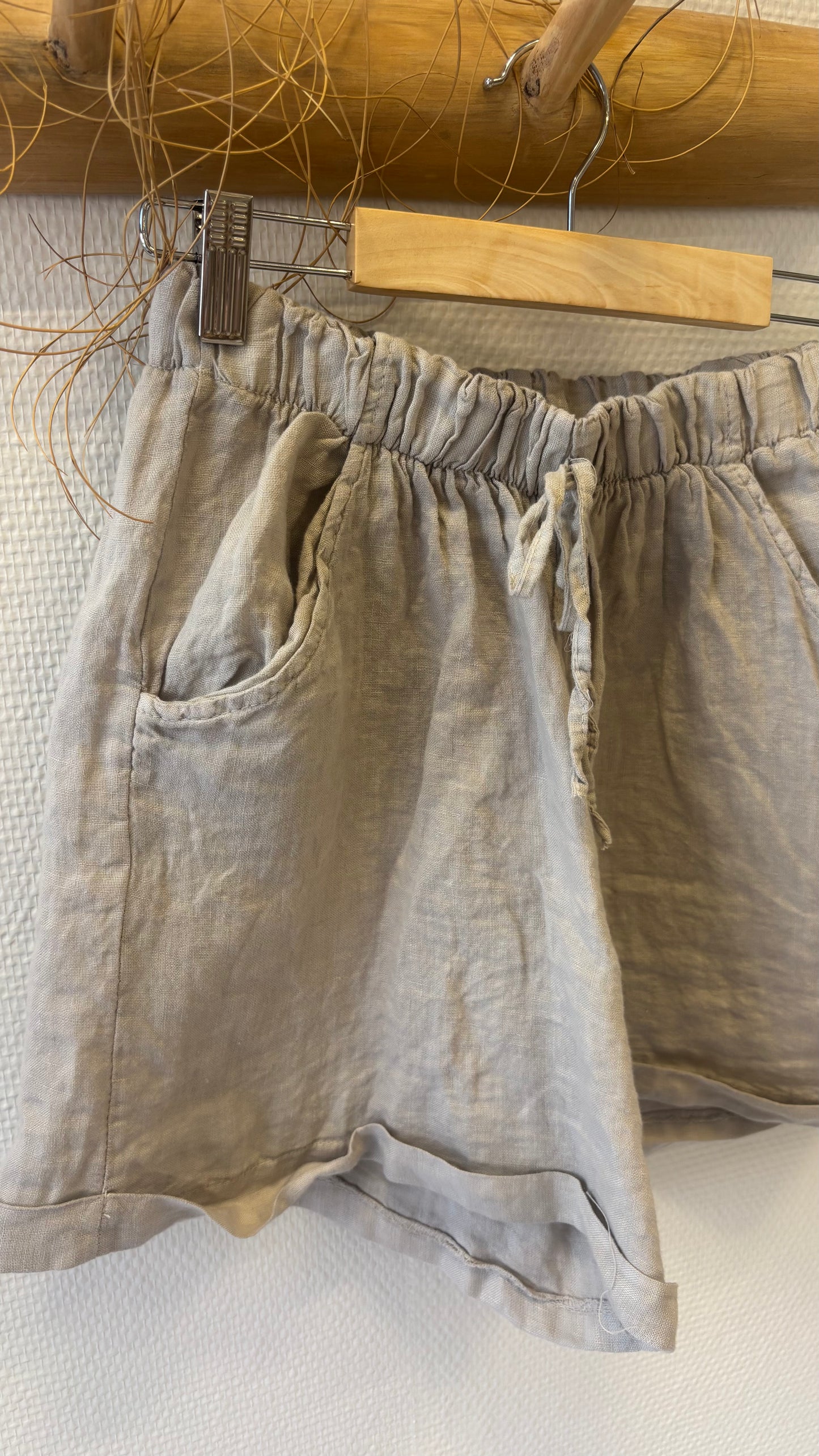 linen_short_beige