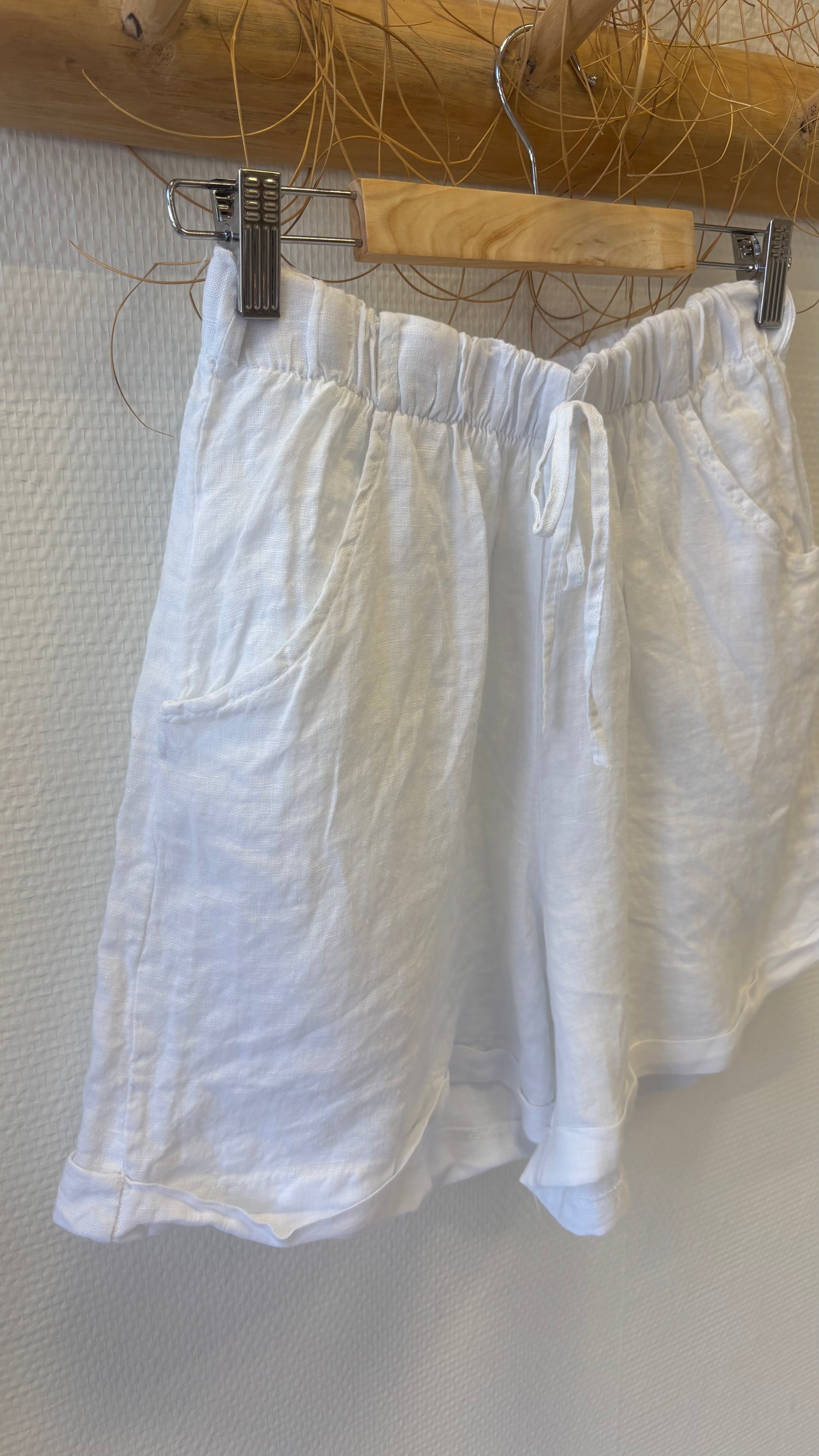 linen_short_white