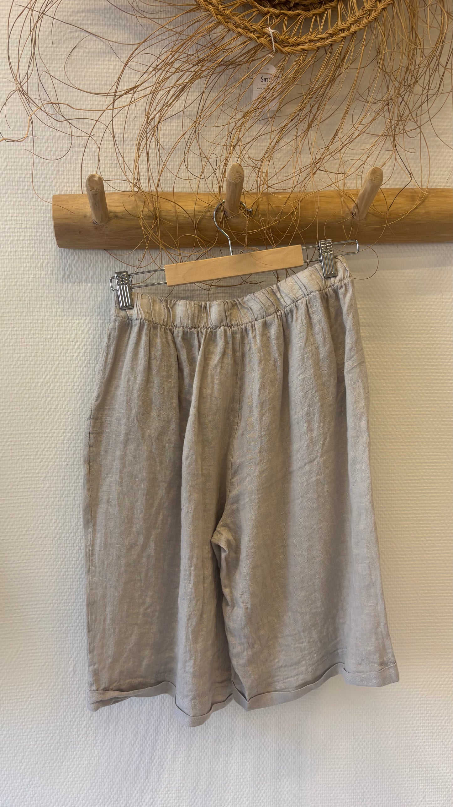 linen_short_beige