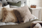 FLUFFY - Coussin taupe